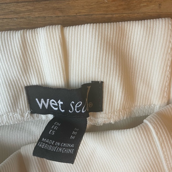 Wet Seal White Corduroy High Waisted Flare Pants - Picture 4 of 4